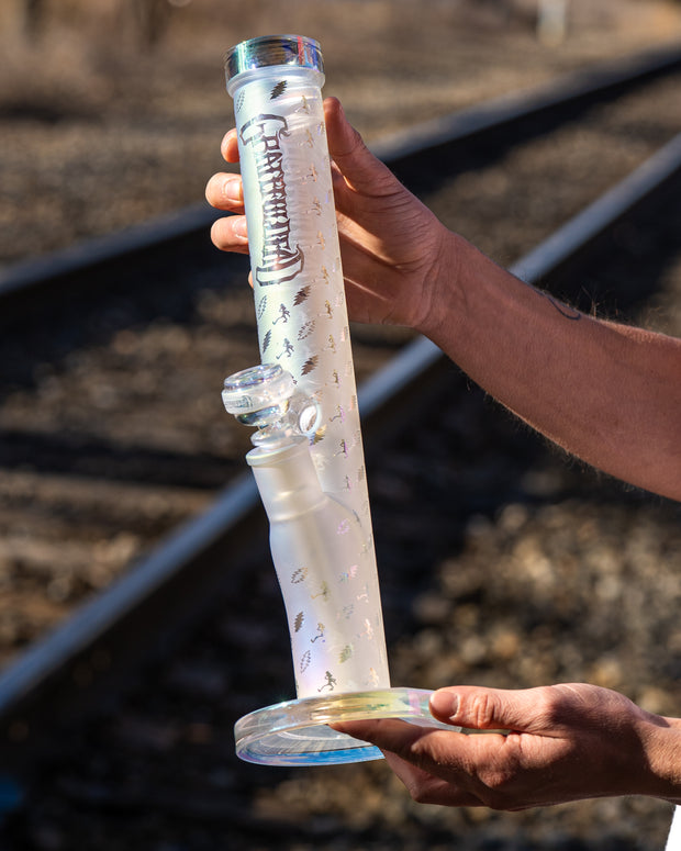 Grateful Dead x Pulsar Lightning Skellies Straight Tube Bong | Lifestyle