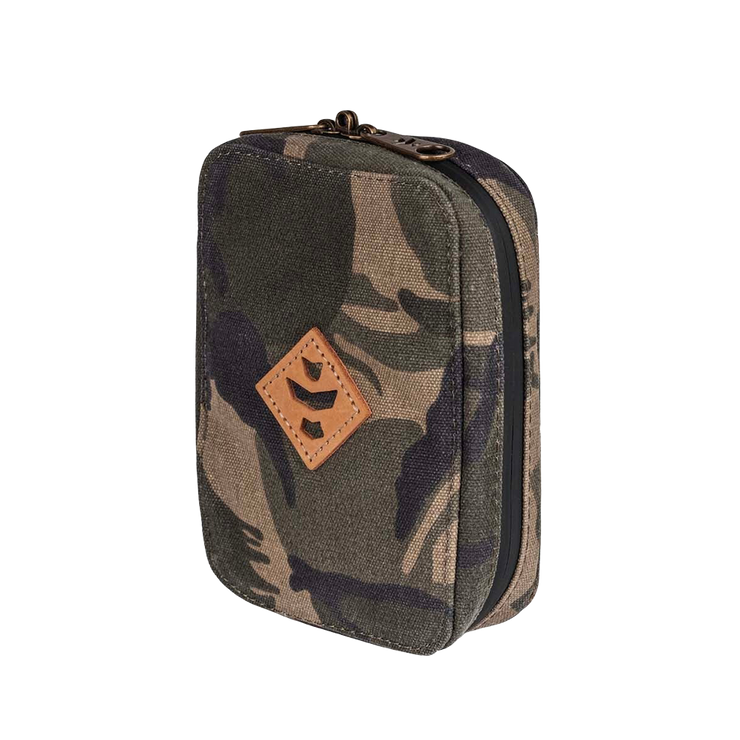 Revelry Traveler Smell Proof Rolling Kit | Camo | Closed View